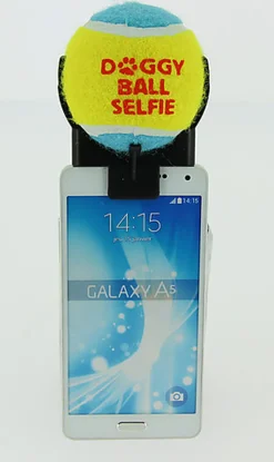 Doggy Ball Selfie - Balle avec Support Smartphone pour Selfies