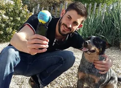 Doggy Ball Selfie - Balle avec Support Smartphone pour Selfies
