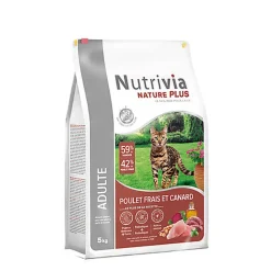 Nutrivia Nature Plus - Croquettes Naturelles au Poulet et Canard pour Chats Adultes - 5kg