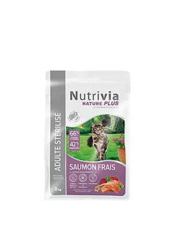 Nutrivia Nature Plus - Croquettes Naturelles au Saumon pour Chats Stérilisés - 2kg