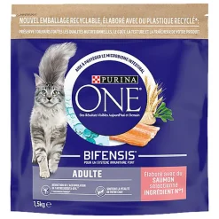 Purina One - Croquettes au Saumon et Céréales pour Chat Adulte - 1,5Kg
